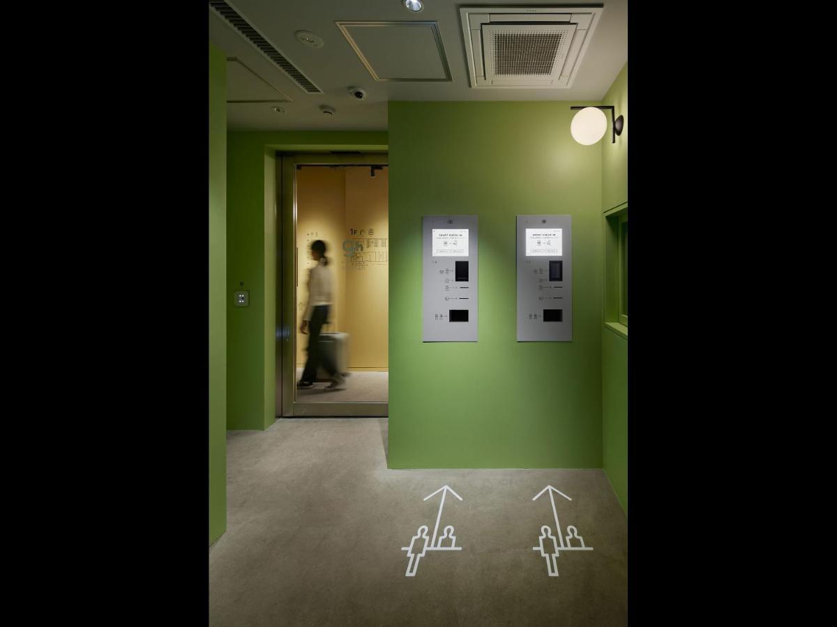 9H Nine Hours Woman Shinjuku Sleep Lab Токіо Екстер'єр фото